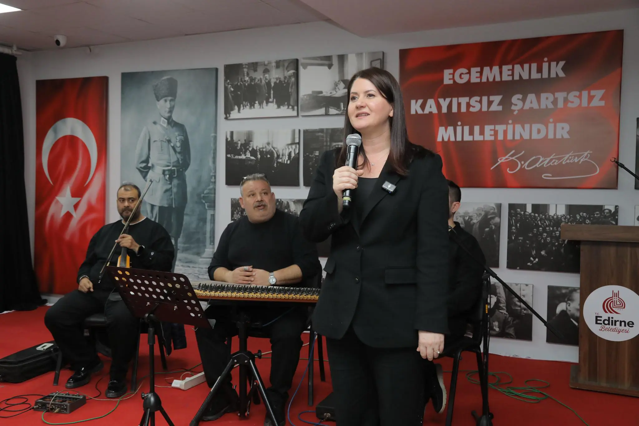 RAMAZAN’IN İLK İFTARI ATATÜRK KÜLTÜR MERKEZİ’NDE GERÇEKLEŞTİ galeri görseli